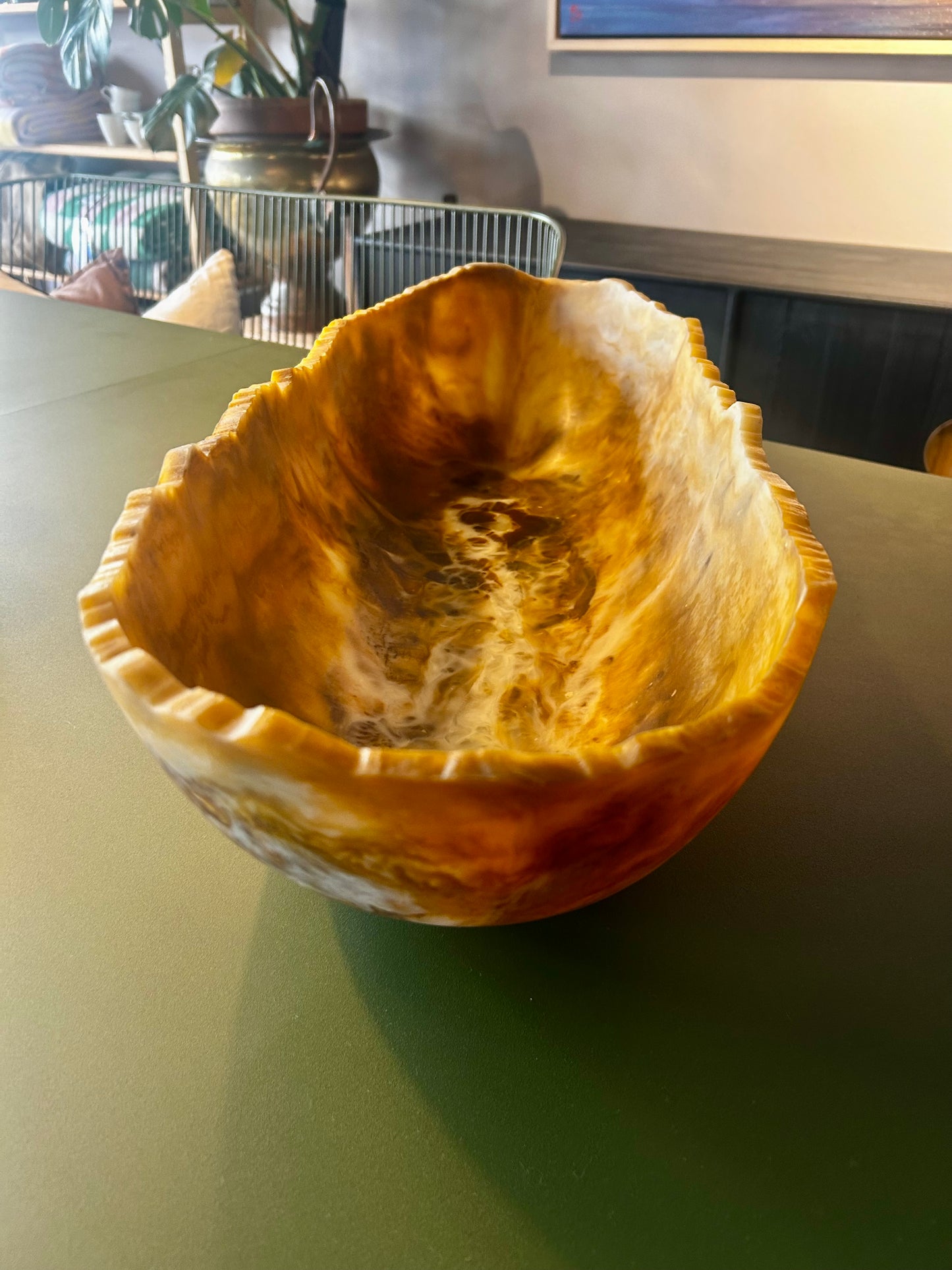 Tiger Resin Trough - Large