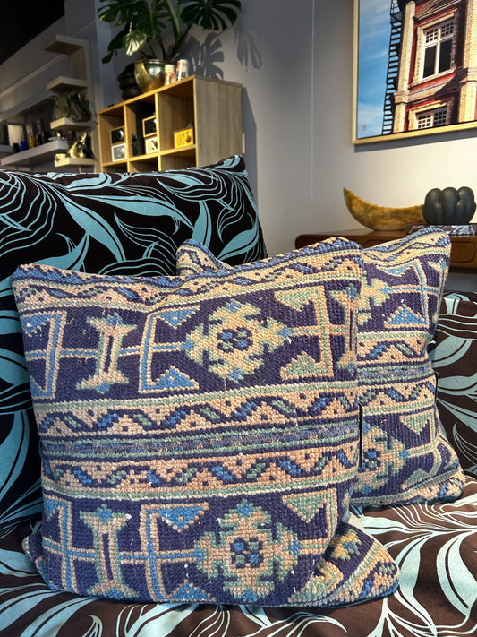 Vintage Kilim Wool Cushion - Oushak